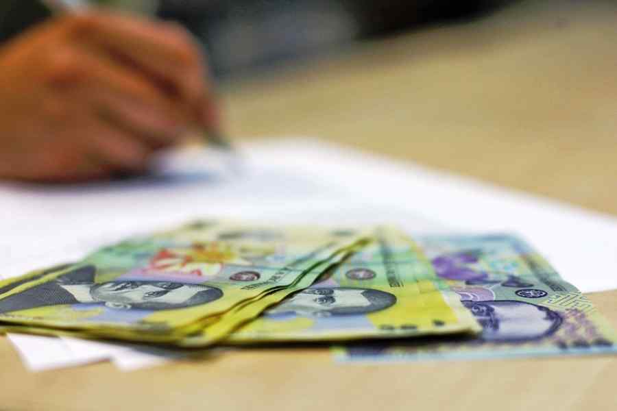 ne-paste-un-impozit-pe-venit-de-16%-generalizat.-dupa-lovitura-pe-dividende,-alt-soc-fiscal