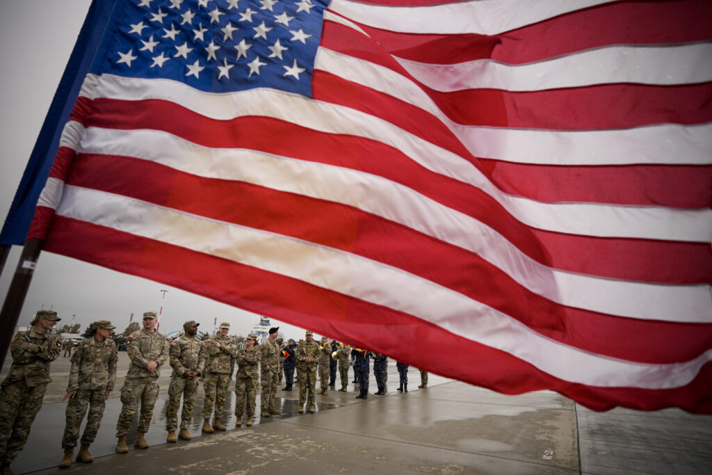 politico:-romania-cere-statelor-unite-ale-americii-sa-„anuleze”-retragerea-trupelor