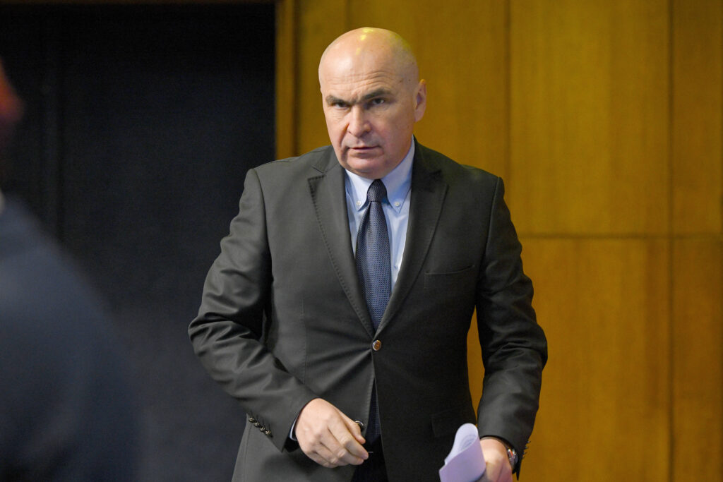 bolojan:-tva-ul-si-alte-taxe-nu-vor-creste-anul-viitor.-singura-solutie-este-reducerea-cheltuielilor