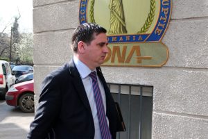 marius-isaila,-fost-senator-psd,-a-fost-retinut-de-dna-pentru-cumparare-de-influenta-la-mapn