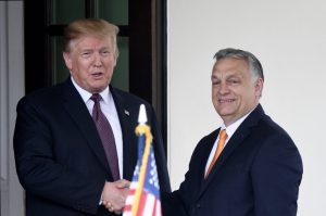 donald-trump-si-viktor-orban-discuta-despre-retragerea-trupelor-americane-din-romania