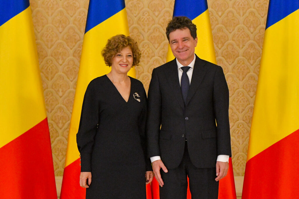 vicepremierul-oana-gheorghiu,-despre-nicusor-dan:-ii-lipseste-viteza