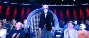 „bagheta”-festivalului-de-la-sanremo,-dirijorul-peppe-vessicchio,-a-murit-la-varsta-de-69-de-ani