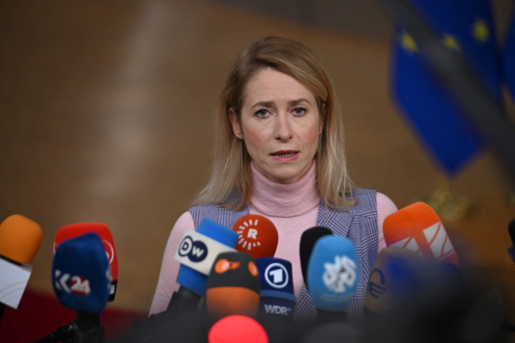 ue-ia-in-calcul-sanctiuni-mai-aspre-impotriva-iranului-dupa-violentele-impotriva-protestatarilor